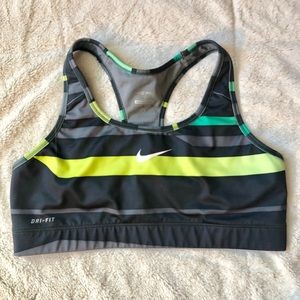 Nike Pro Sports Bra